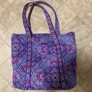 Vera Bradley Tote - lilac Tapestry